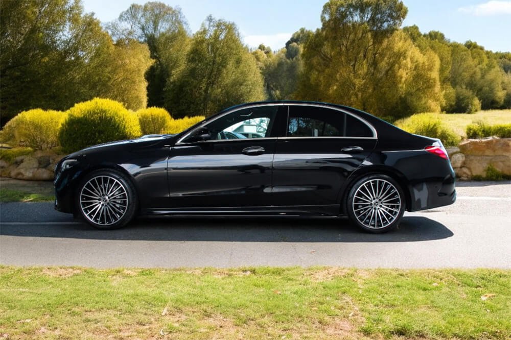 Mercedes-Benz-C300-Car-Hire-Dandenong-02