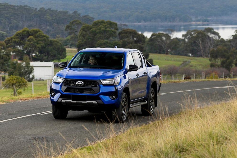 Toyota hilux (1)